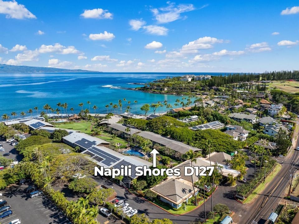 Studio w Pool Steps to Sandy Beach-Napili Shores D127 House in Kapalua