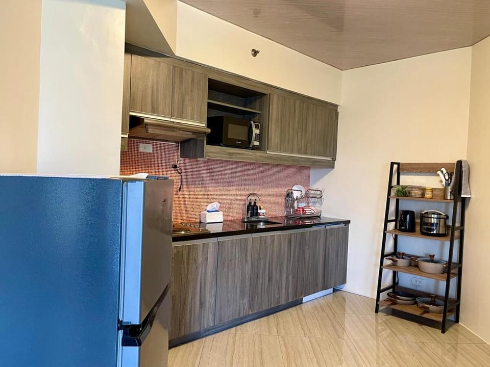 Condo in Paranaque Pasay Spacious and Luxurious Apartment hotel in Pasay
