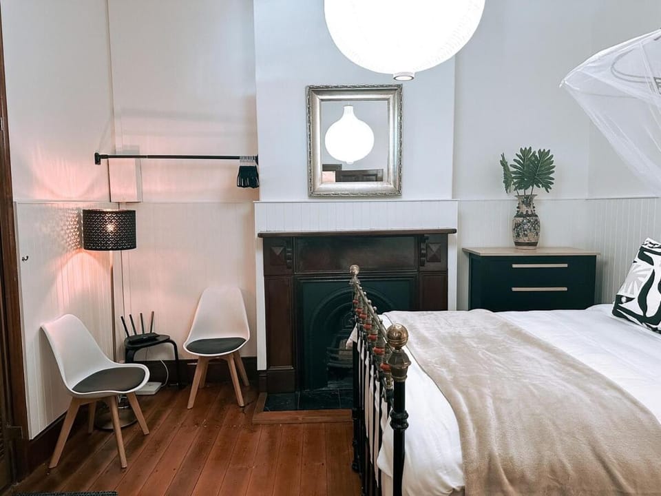 Leopard Lodge City Sanctuary House in Kangaroo Point
