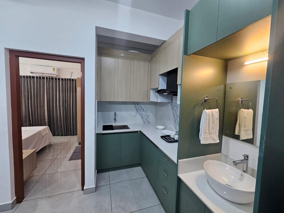 Kitchen or kitchenette