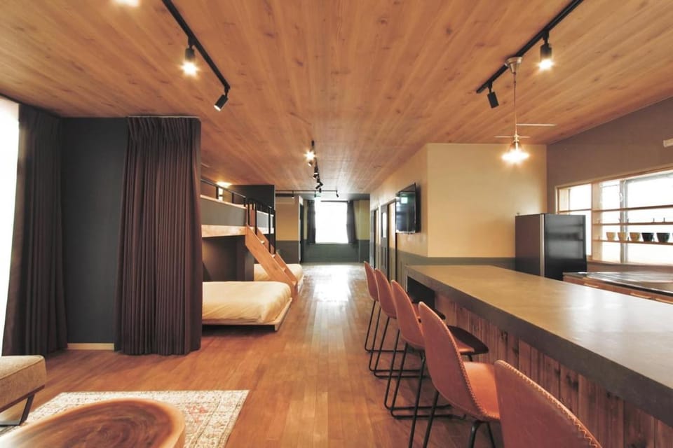 TV and multimedia, Kitchen or kitchenette, Living room, Dining area, Bedroom
