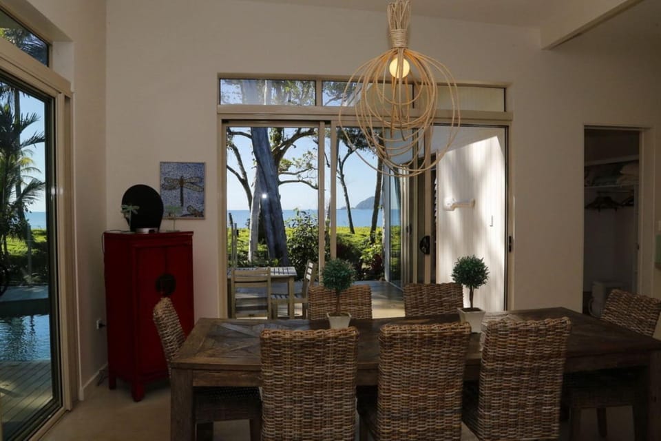 10 Reid Road House in Wongaling Beach
