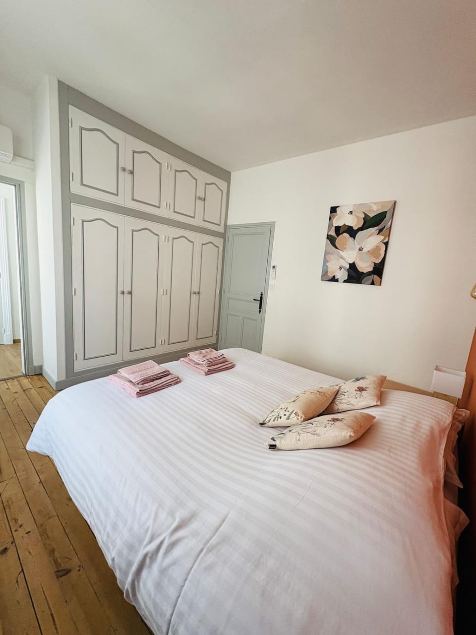 Central 5 Air conditioning Parking Games room Apartment in Occitanie