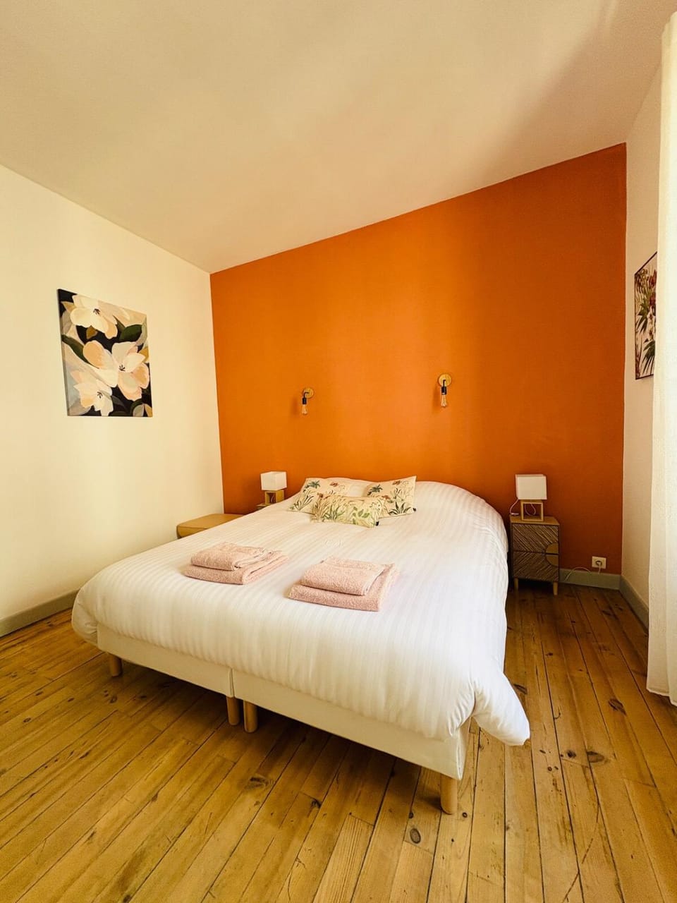 Le Central 5 l Climatisé l 5 Chambres l 2 Places de Parking l Salle de jeux Apartment in Occitanie