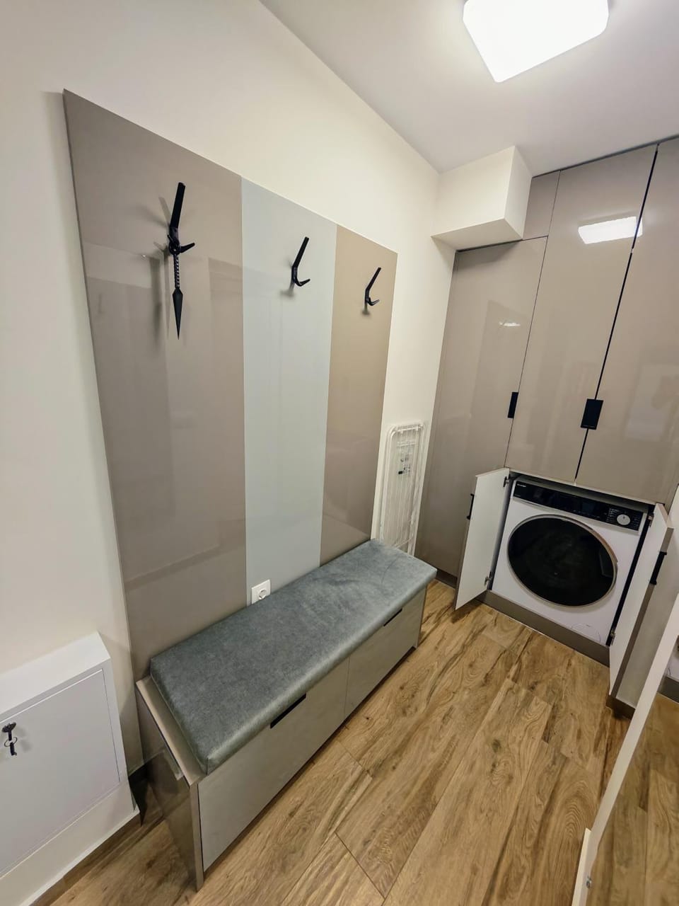 wardrobe, laundry, washing machine