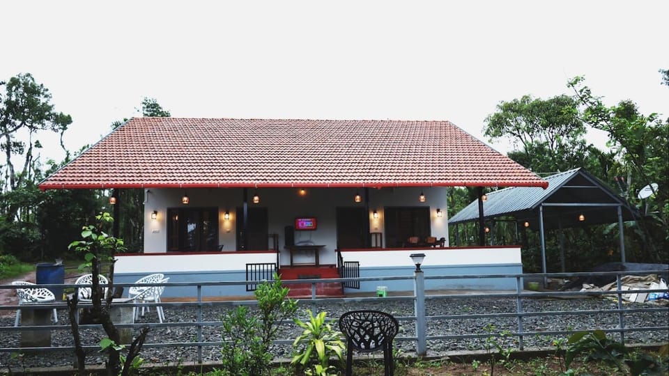 Tanvi cottage inn homestay House in Karnataka
