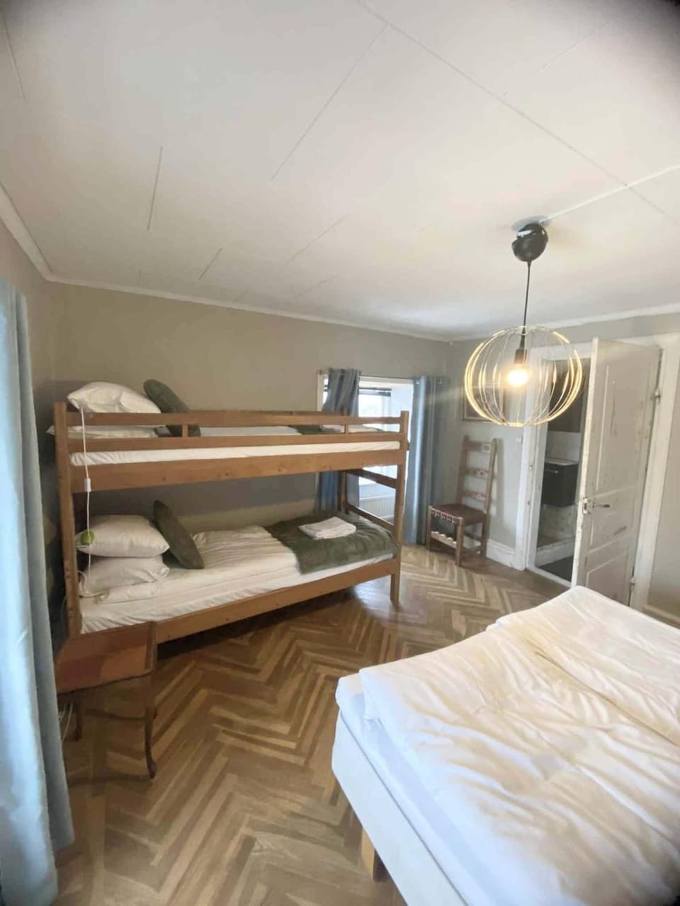 Bed, Bedroom, bunk bed