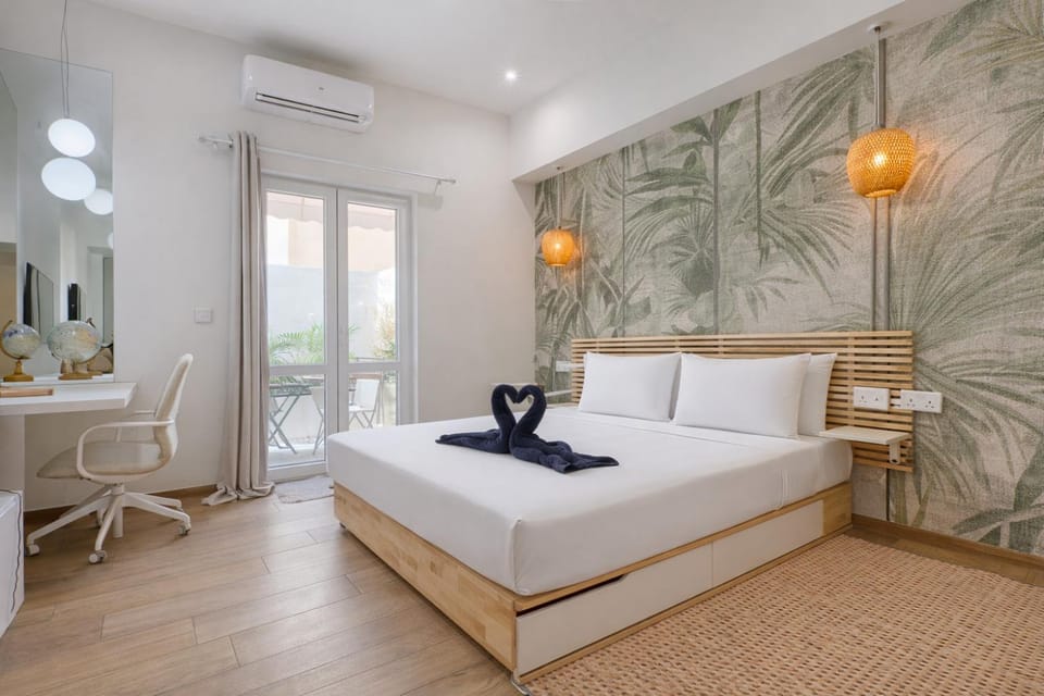 Designer furnished apartment with yard AROC1-1 Apartment in Sliema