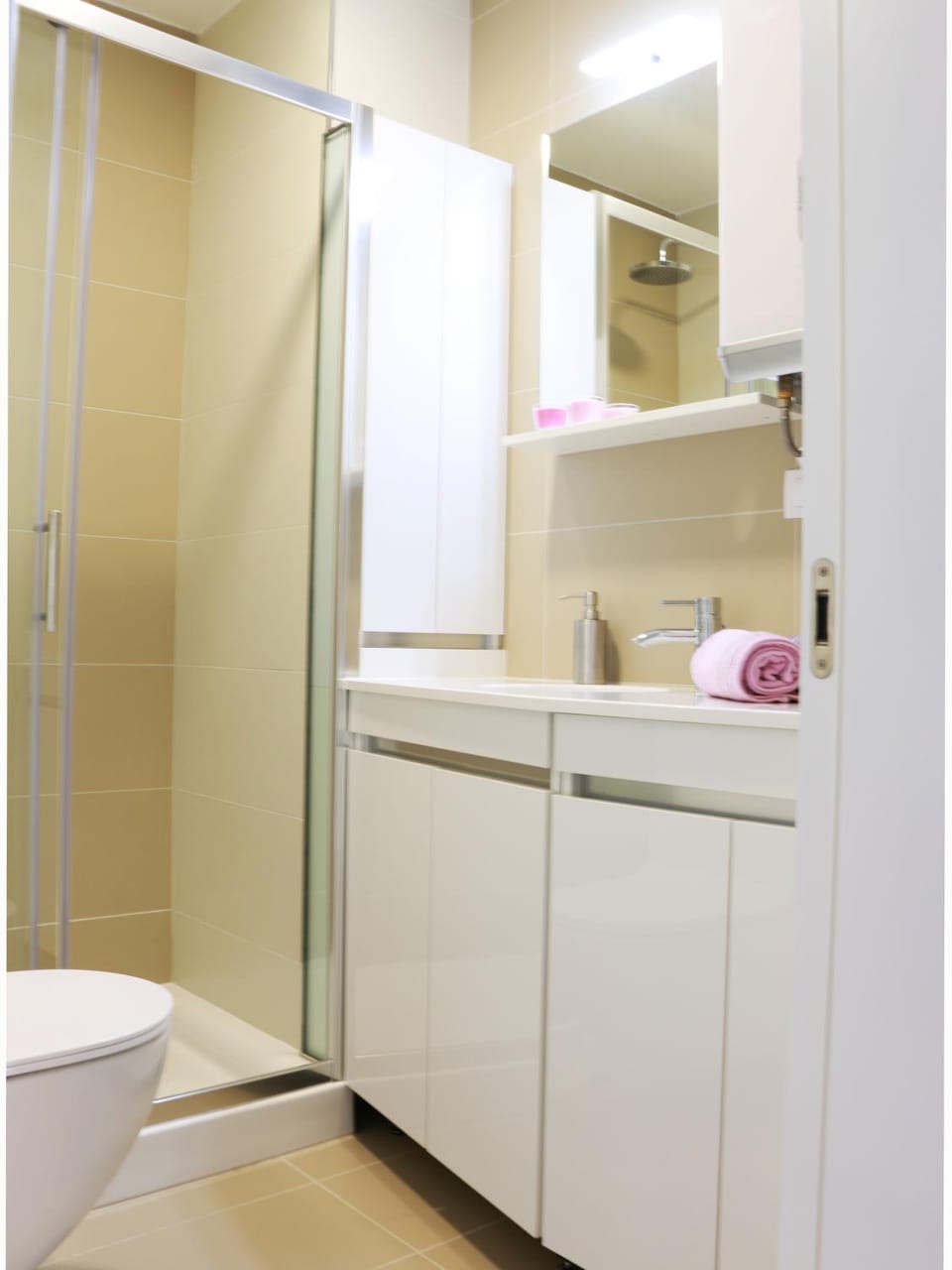 Shower, Toilet, Bathroom
