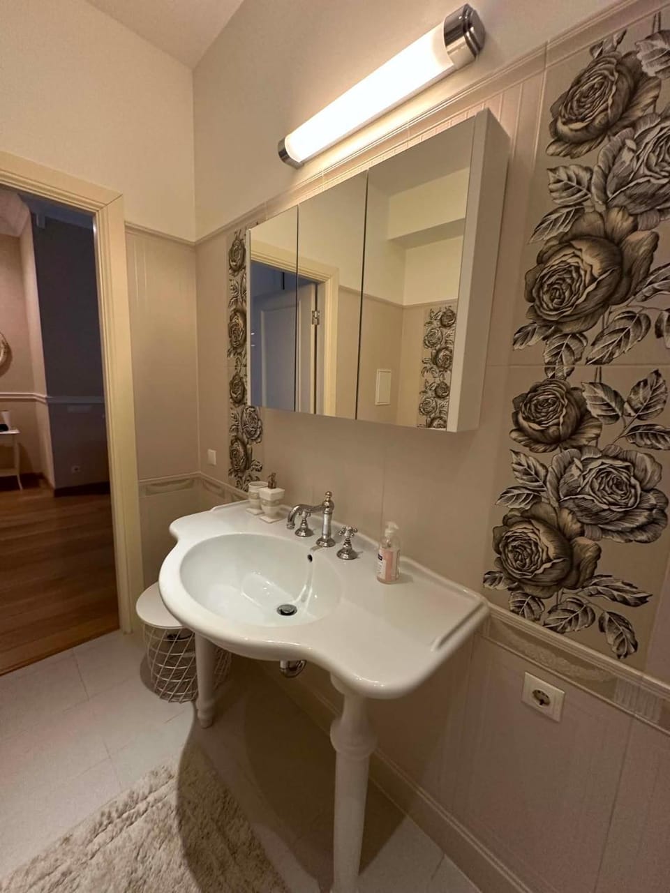 Old town and Museum Street Studio Apartment in Latvia