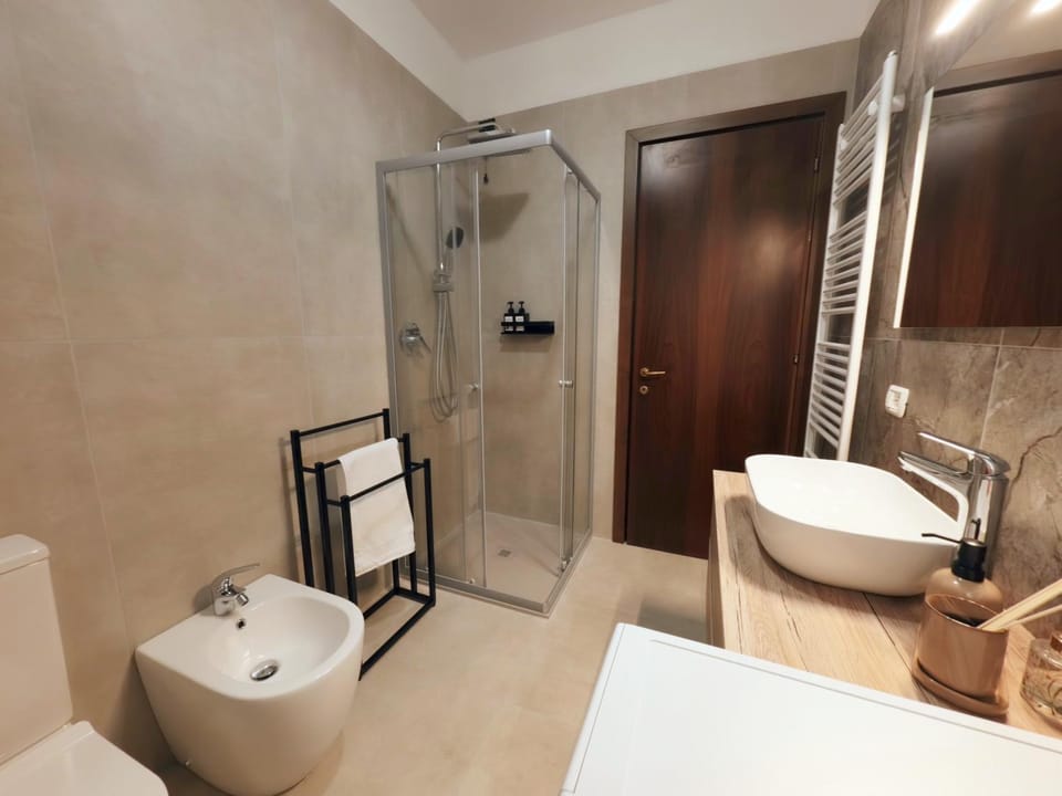 Oberoi Guest House Bed and Breakfast in Lombardy