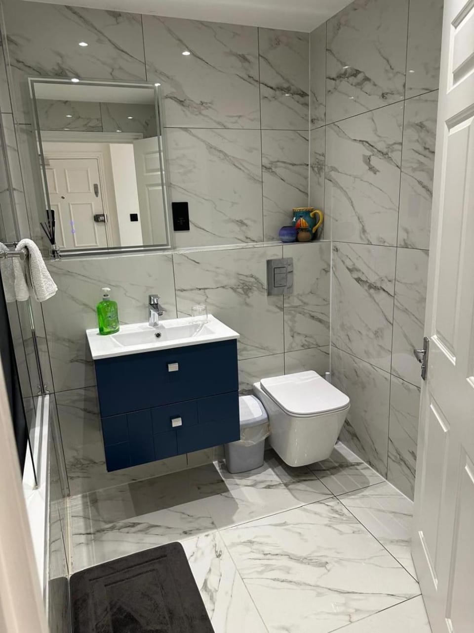 Toilet, Bathroom