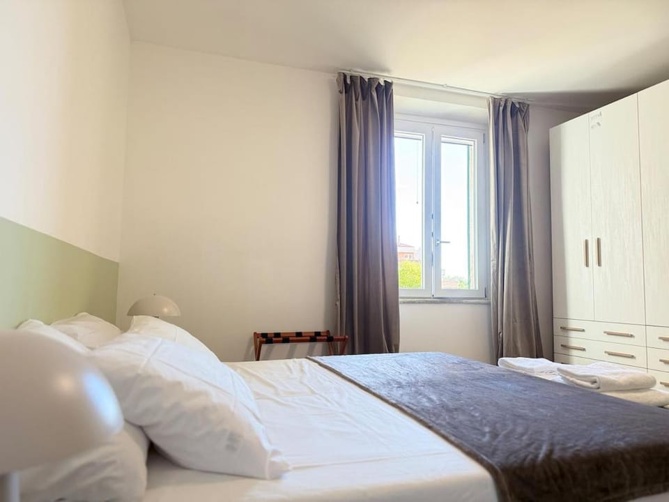 Modern 2BD Flat with FREE Private Parking Apartment in Perugia