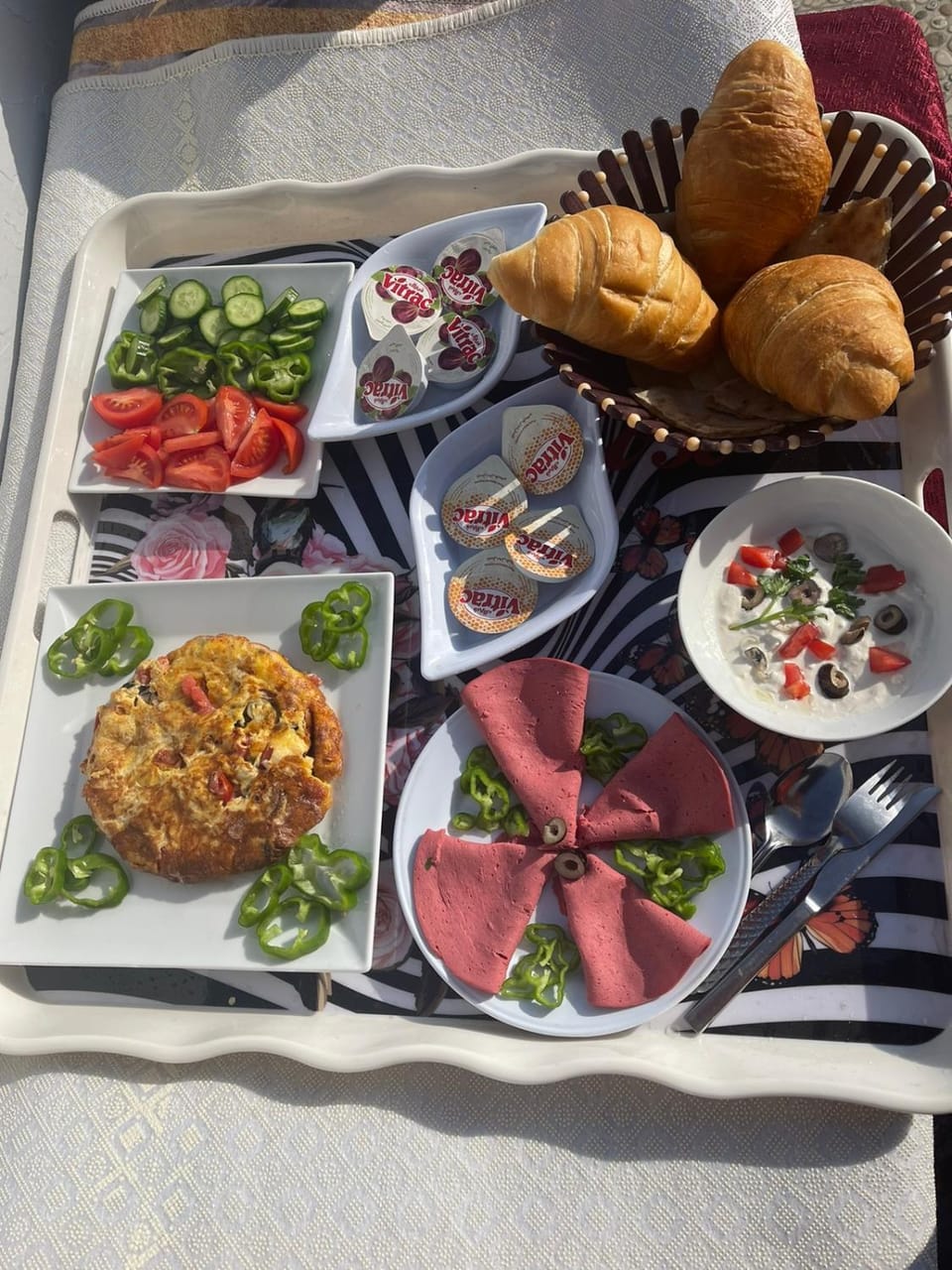 Food and drinks, Food, Breakfast, Breakfast, Lunch, Dinner