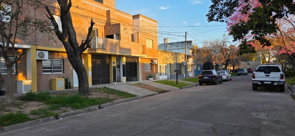 Neighbourhood, Street view, Location, Parking