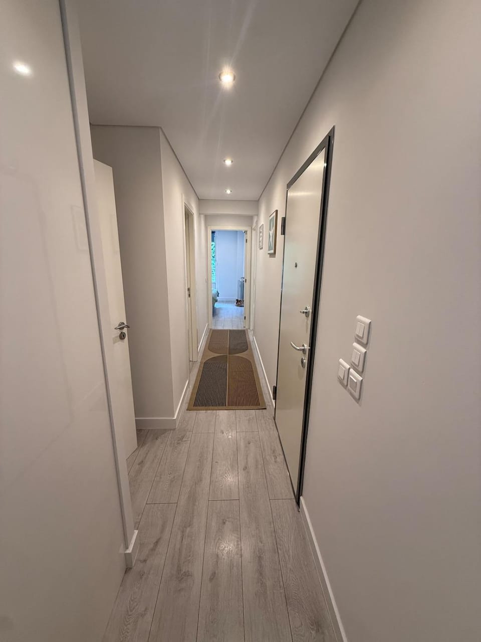 Modern Apartment with Private Parking Apartment in Menton