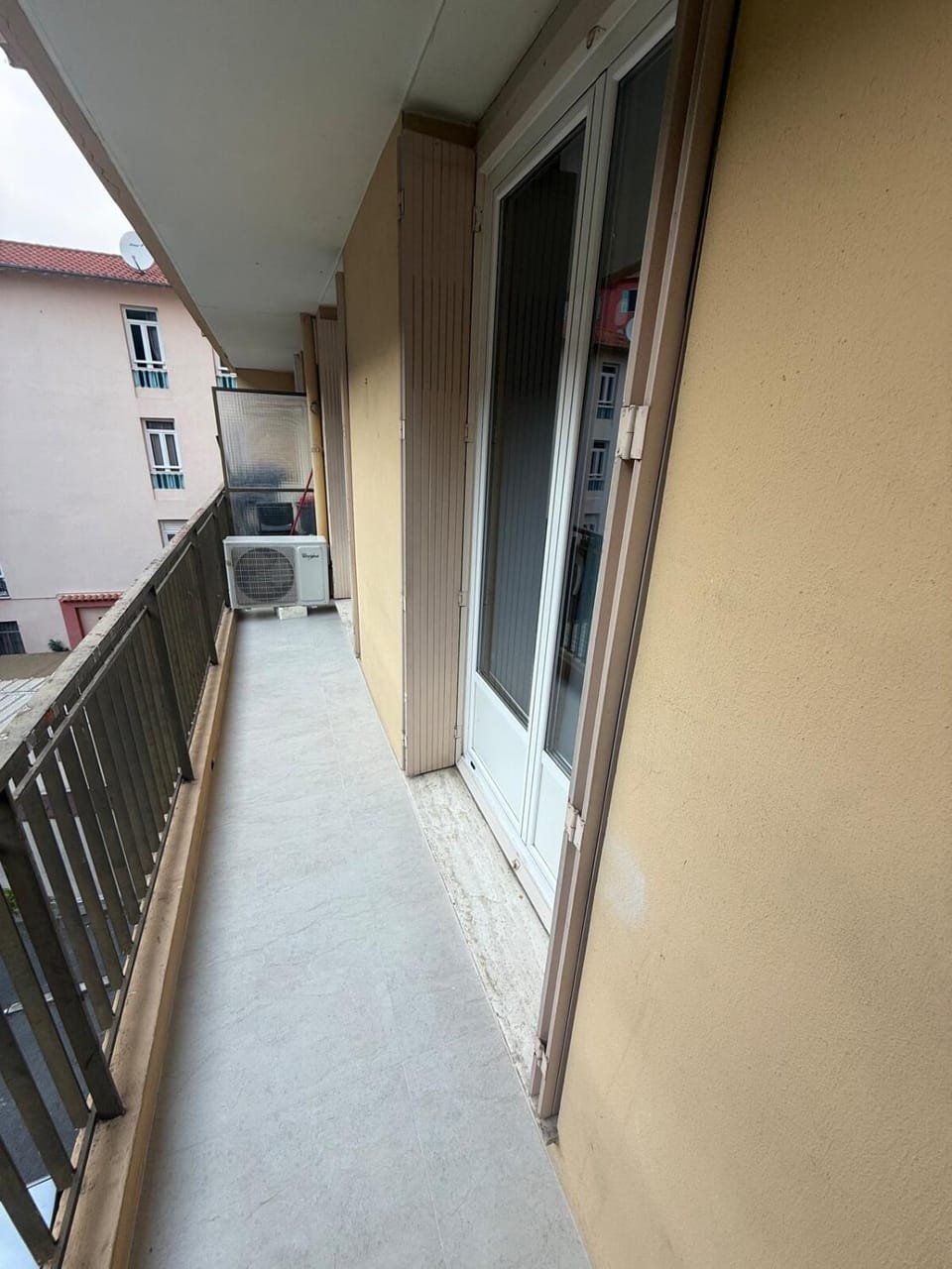 Modern Apartment with Private Parking Apartment in Menton