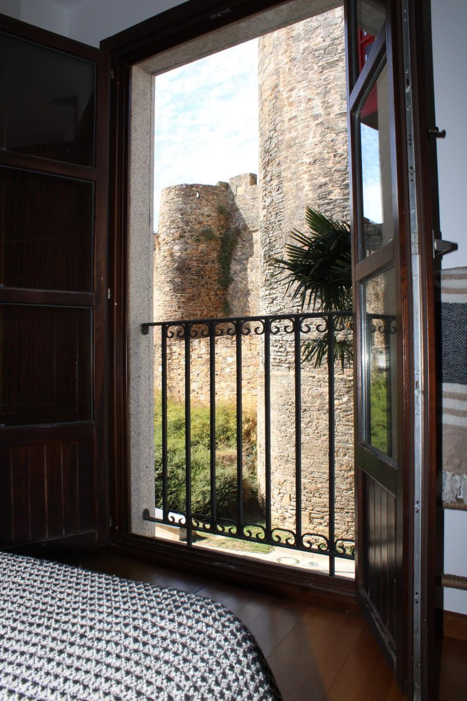 View (from property/room), Photo of the whole room, Bedroom
