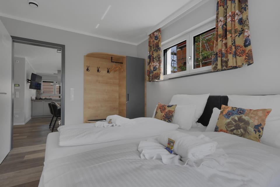 Bed, Photo of the whole room, Bedroom, towels, wardrobe