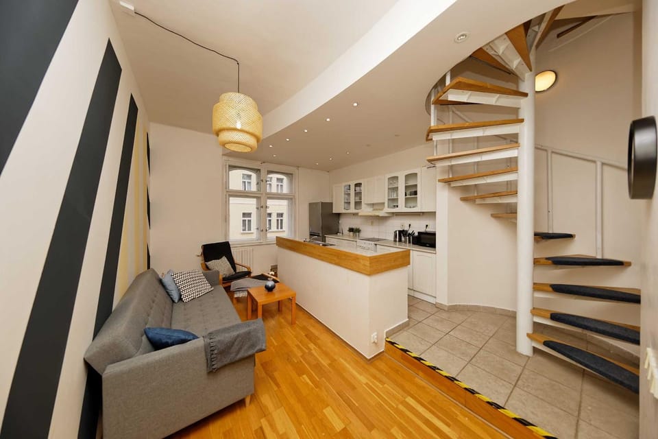 Kitchen or kitchenette, Living room