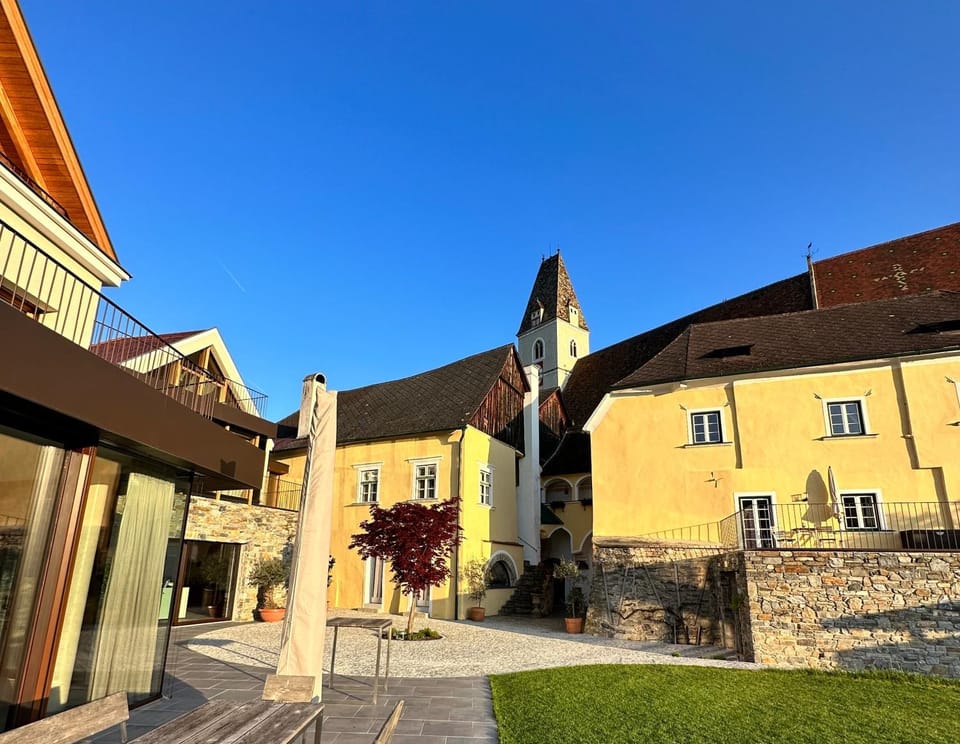 Property building, Day