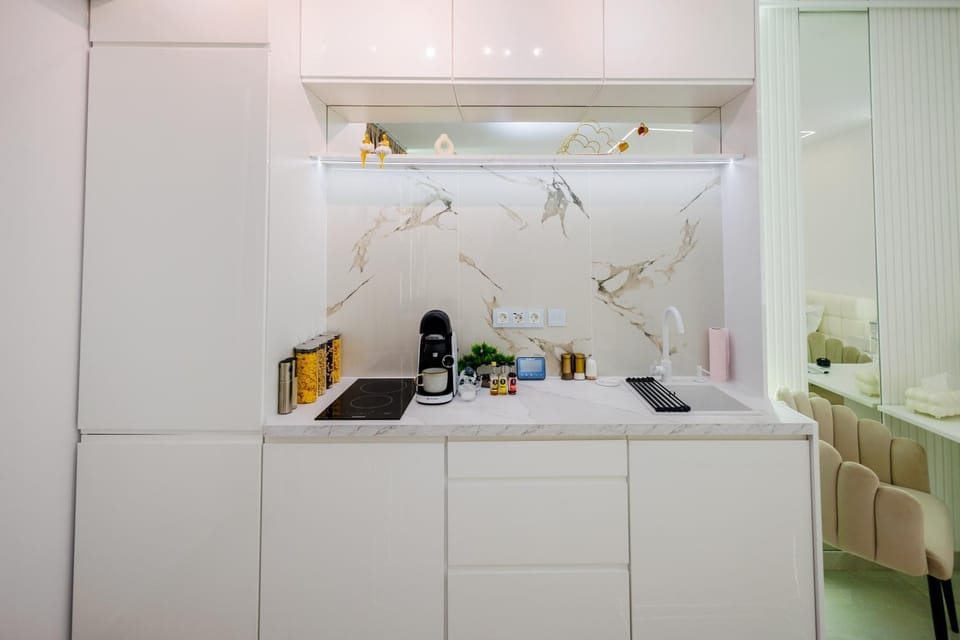 Bathroom, Kitchen or kitchenette, minibar