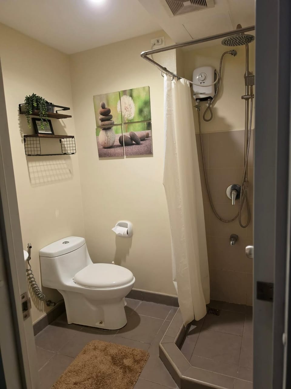 Shower, Toilet, Bathroom