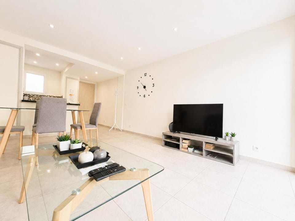 Le Cedre 2 Apartment in Cannes
