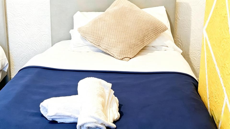 Seaside Serenity Retreat in Wallasey House in Wallasey
