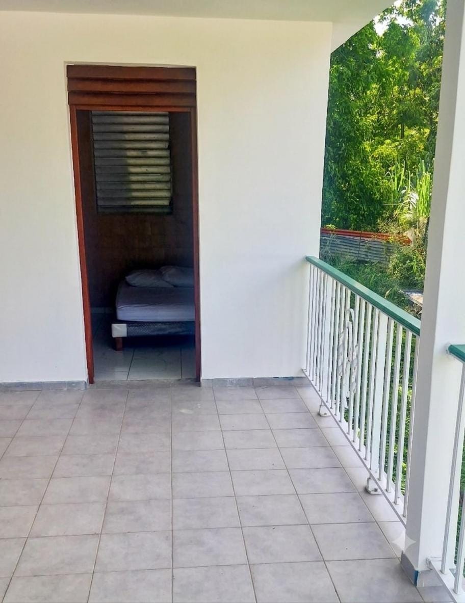 Cozy house with terrace in Saint-François House in Grande-Terre, Guadeloupe
