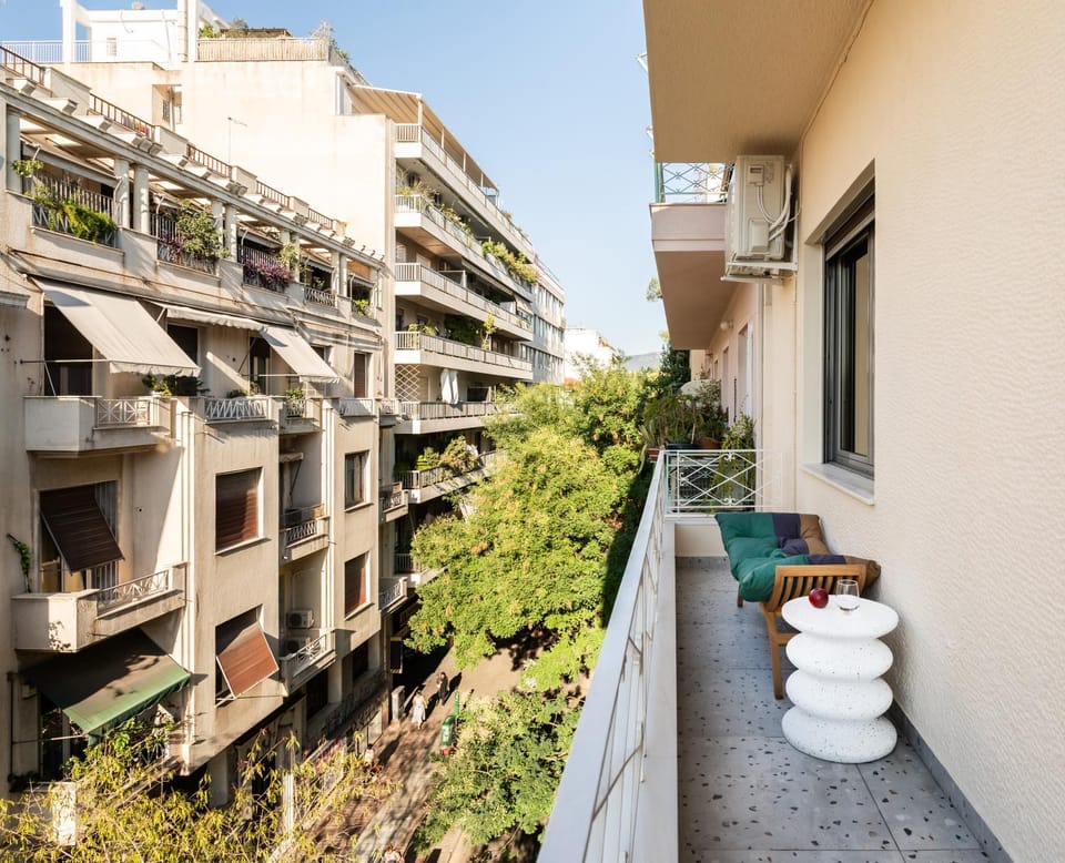 Property building, Day, View (from property/room), Balcony/Terrace