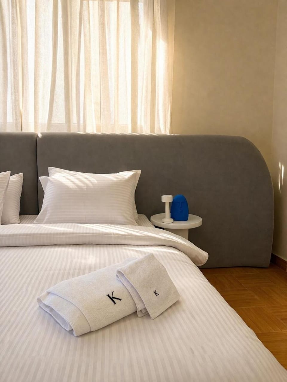 Zamalek Designer Three Bedroom Apartment Apartment in Cairo