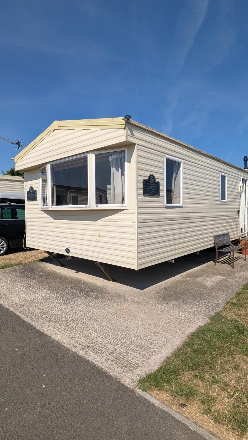 S&J Caravan Hire, Winkups H23 House in Towyn