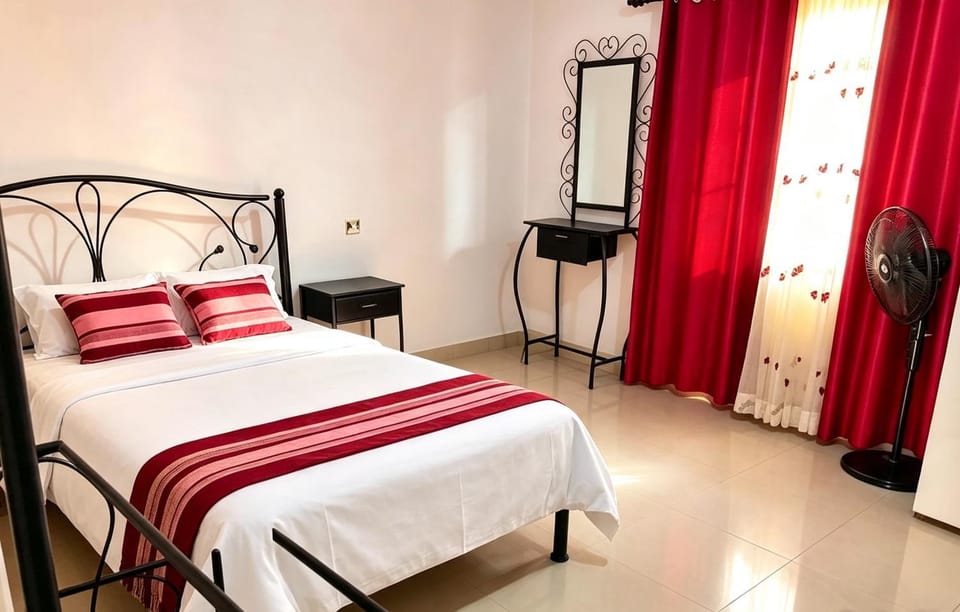 New Look Holiday Bungalow Bed and Breakfast in Central Province