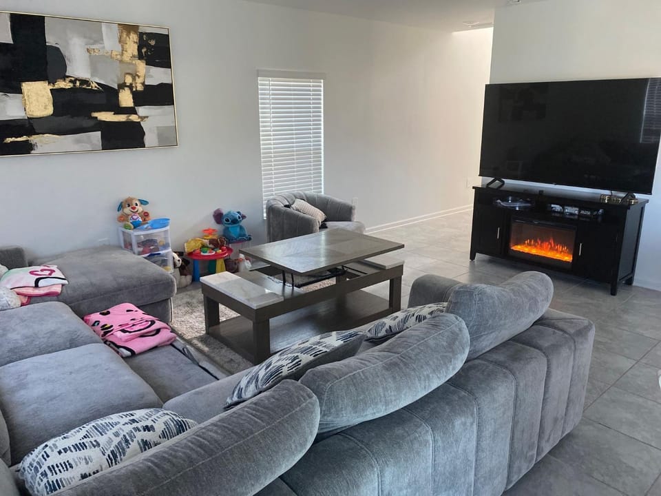 Living room, fireplace