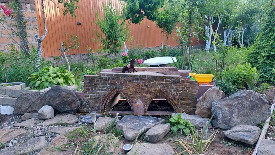 Garden, Garden view