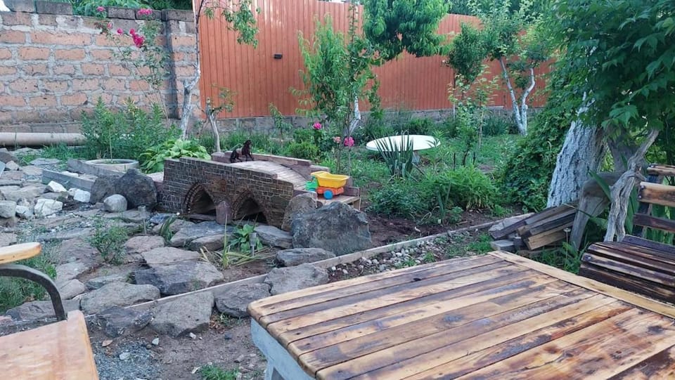Garden, Garden view