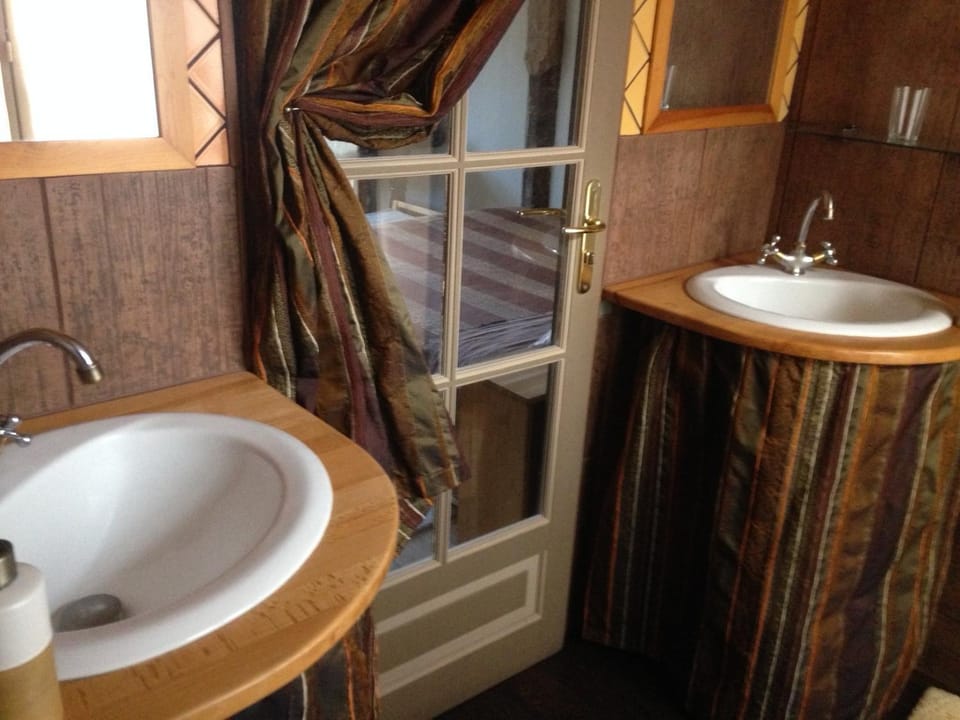 la Passerelle Bed and Breakfast in Provence