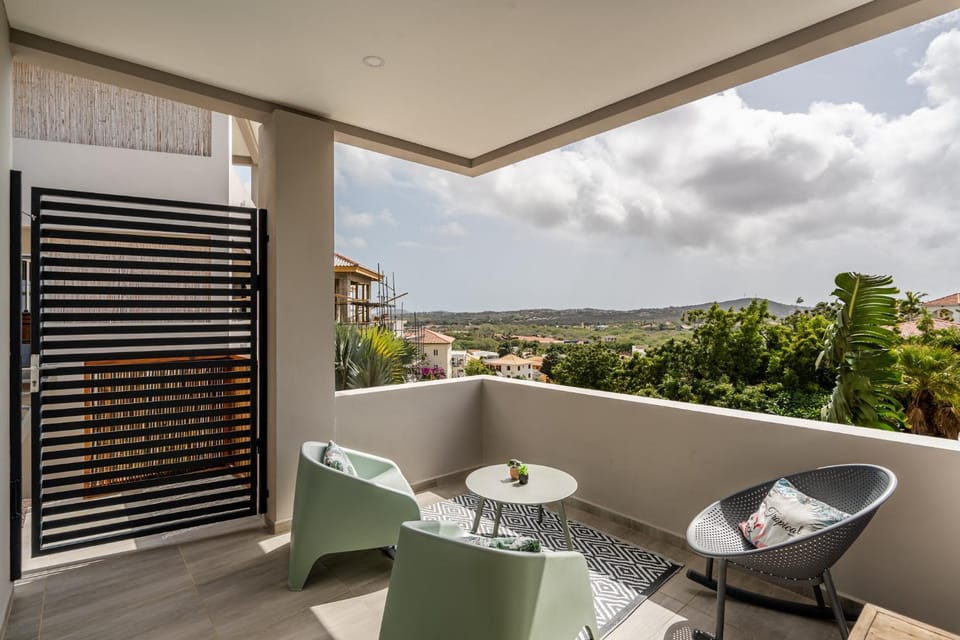 85m² 2 bedrooms Jan Thiel & Mambo Pool Apartment in Willemstad