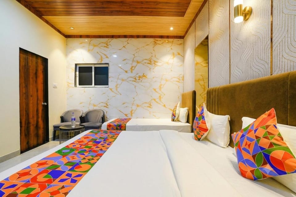 Bed, Bedroom, Breakfast