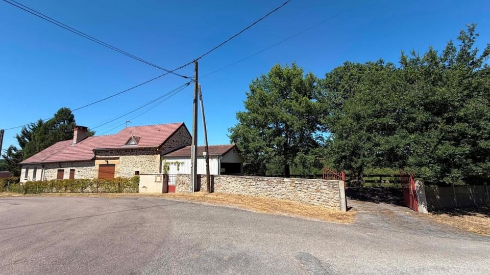 Maison au calme près de la forêt House in Auvergne-Rhône-Alpes