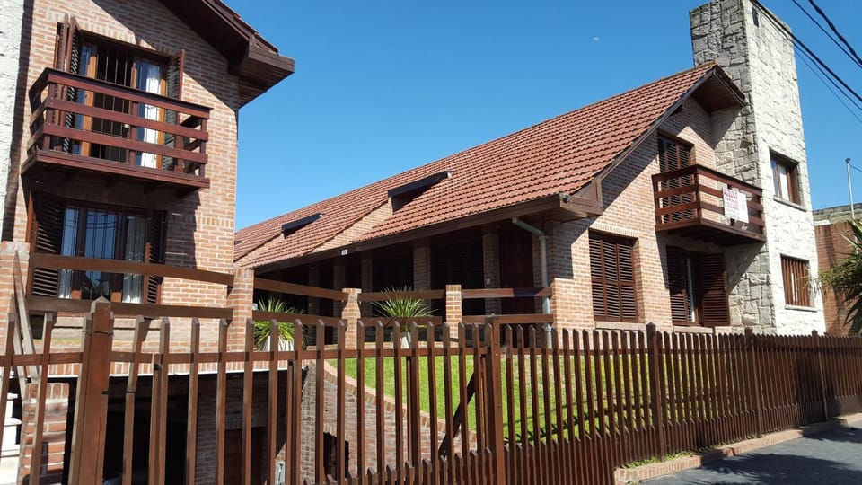 Facade/entrance, Off site, Lobby or reception