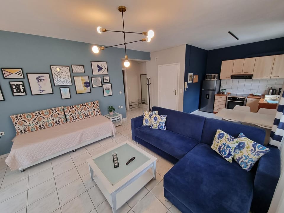 Kitchen or kitchenette, Seating area