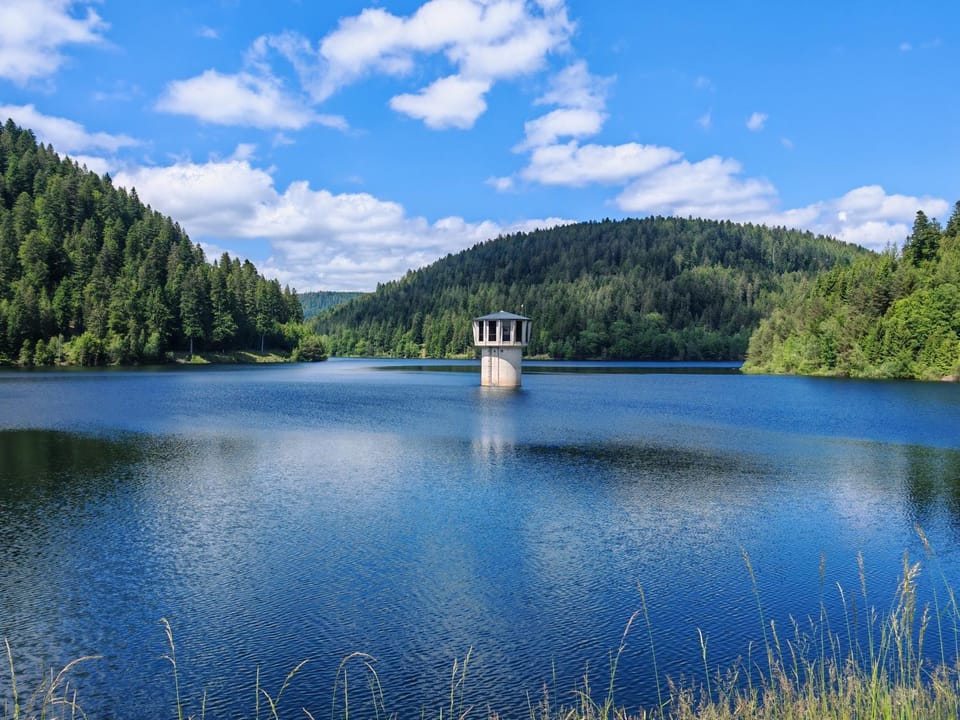 Nearby landmark, Lake view