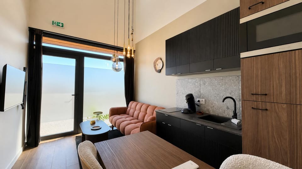 Living room, kitchen