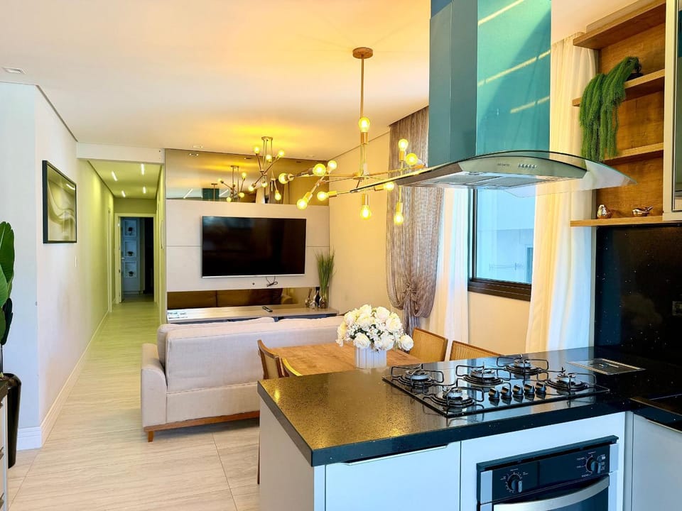Apto! Na linda Praia de Palmas! - MQ01J Apartment in Florianopolis