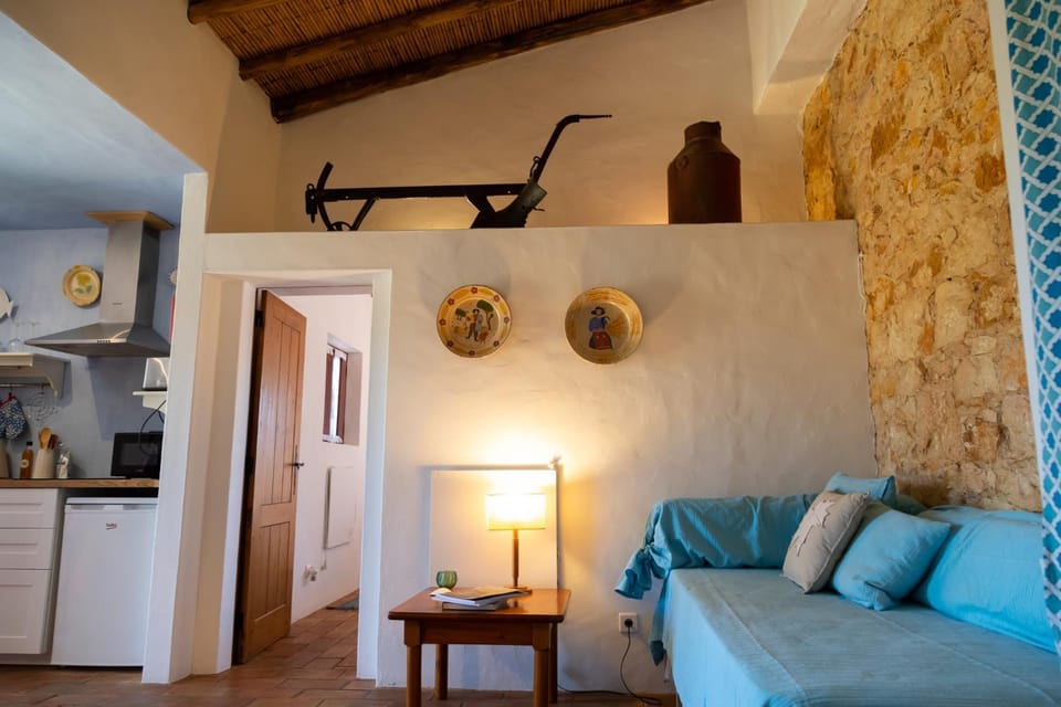 Casas na Vinha - Monte da Casteleja, Wine Estate - Eco Turismo Rural Farm Stay in Lagos