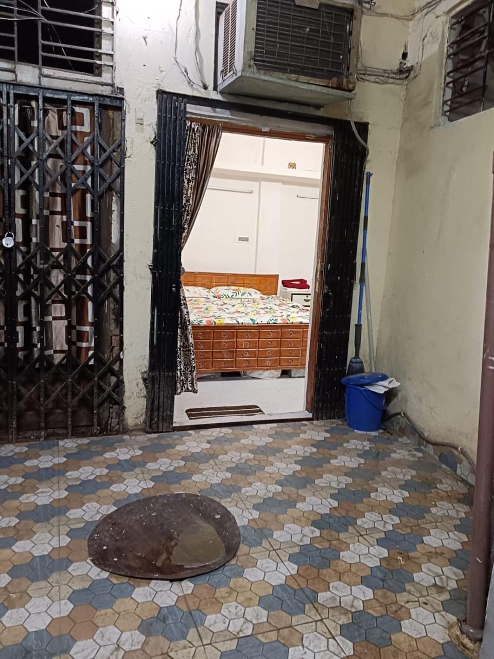 Double Room Apartment in Kolkata