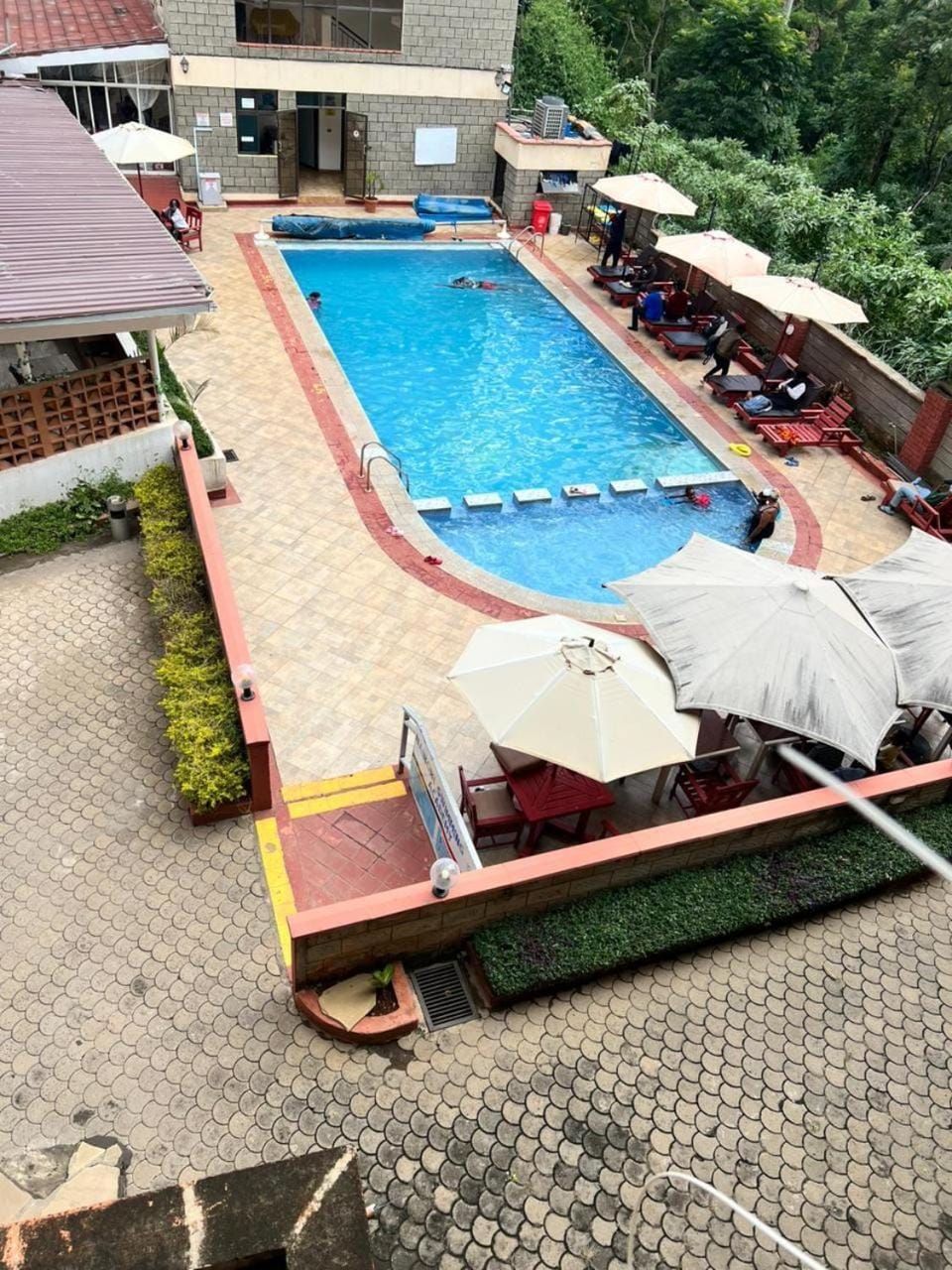 Swimming pool