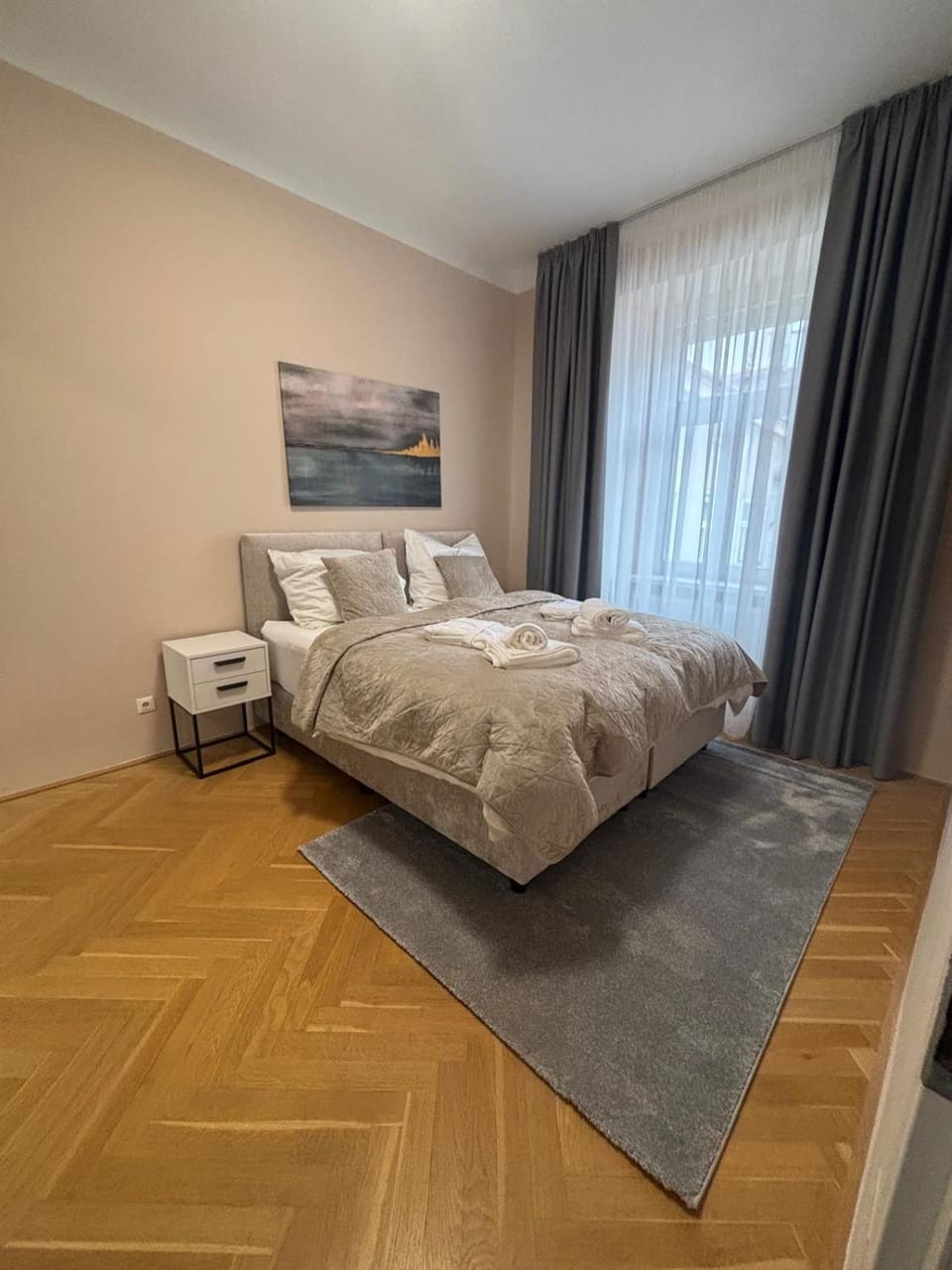 3 BDR - Apartment Treasure, in Vienna's Center Apartment in Vienna